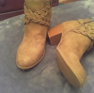 New never worn with original price on bottom